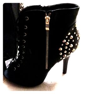New 4 inch heel/booties